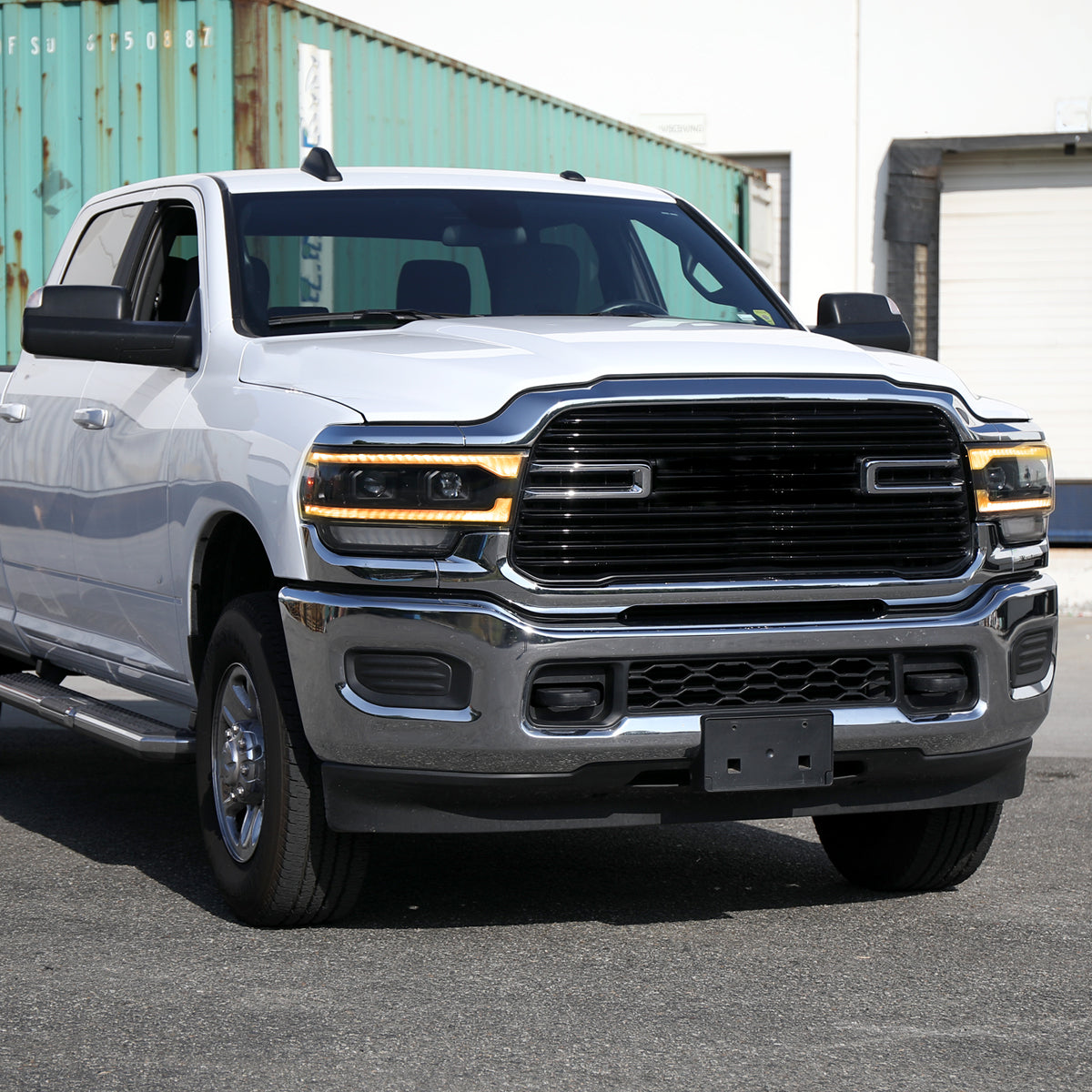 2019-2024 Dodge RAM 2500/3500/4500/5500 Projector Headlights w/ Amber LED Sequential Turn Signal & Starup Animation (Matte Black Housing/Clear Lens)