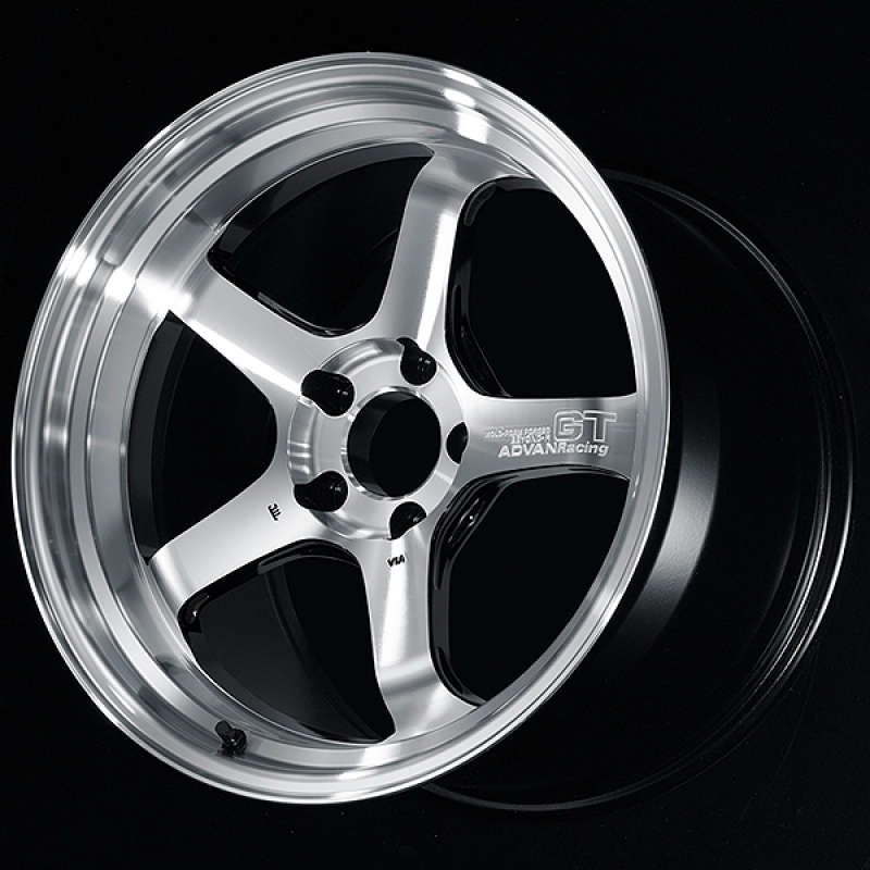 Advan GT Beyond-R 18X11.0 / +15 Offset / 5x114.3 BC / 73mm Bore / Machining and Diamond Cutting YAQC8M15EMDC