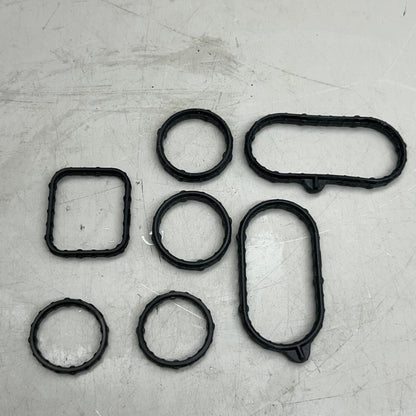 MAHLE Oil Pan Gasket Replacement Part For Ford OS32478