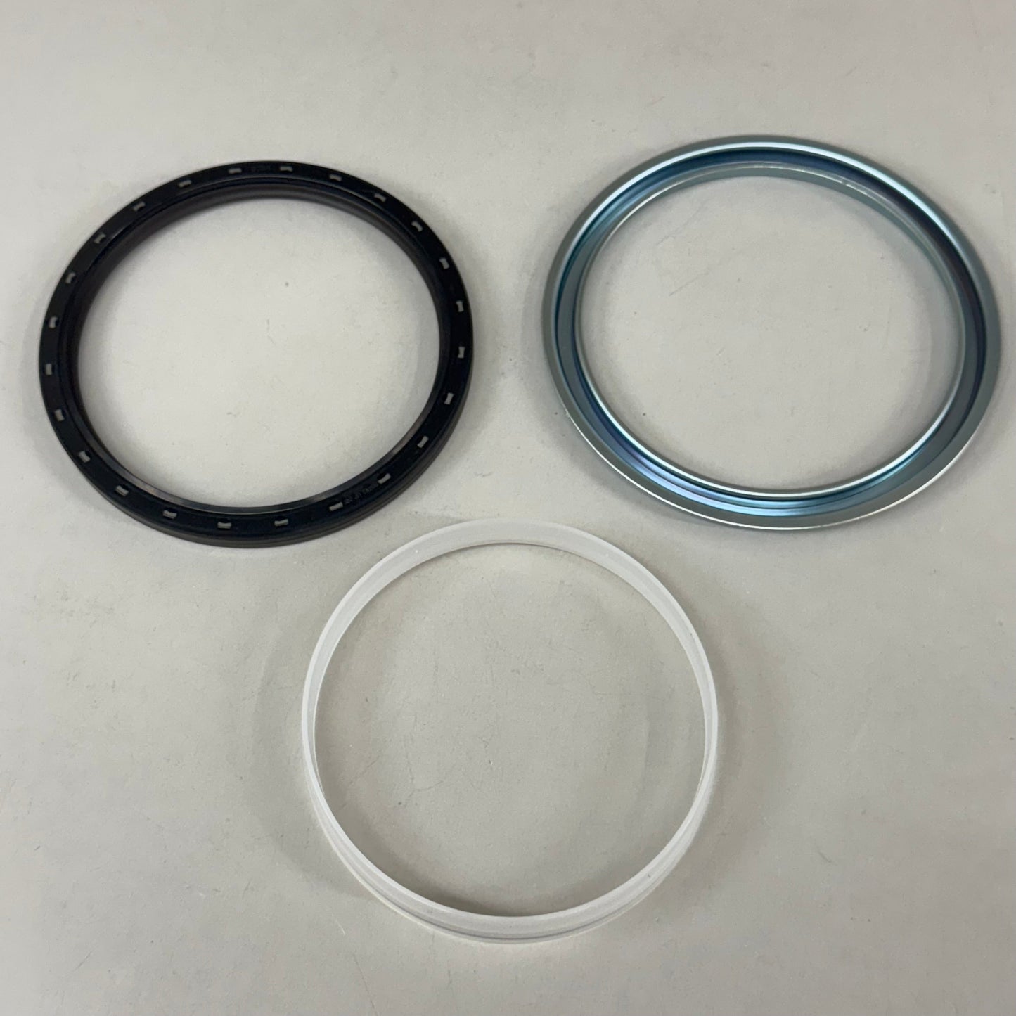 MAHLE Original Rear Main Seals For Cummins 48384