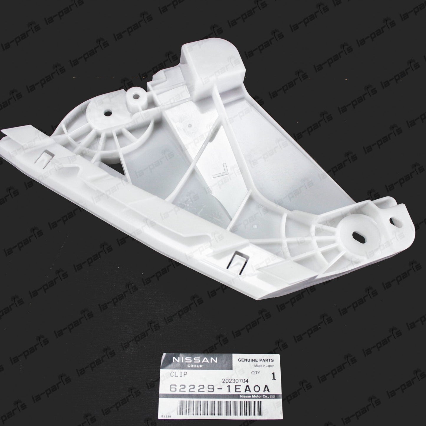 New Genuine OEM Nissan 09-20 370Z Driver Side Front Headlamp Mounting Bracket
