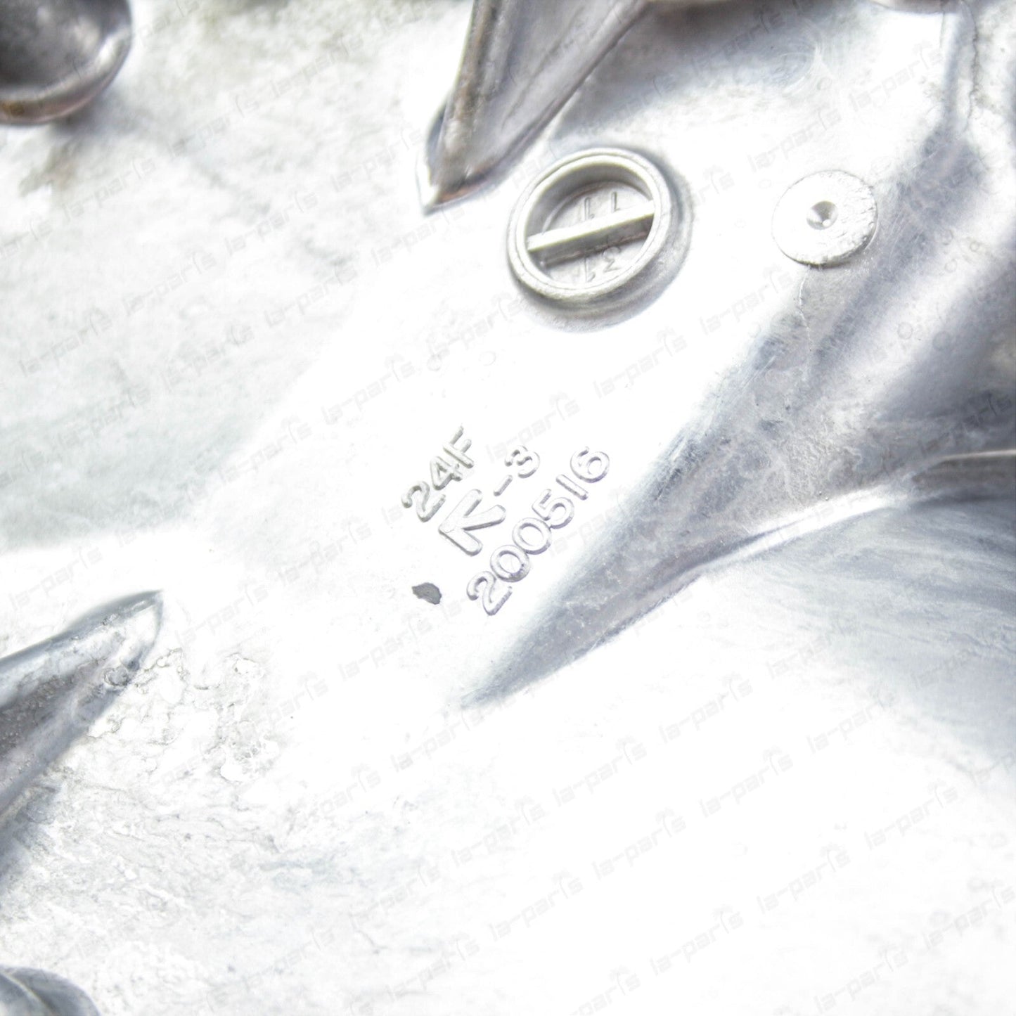New Genuine Suzuki 99-22 GSX1300R RA RZ Hayabusa Oil Pan 11511-24F10