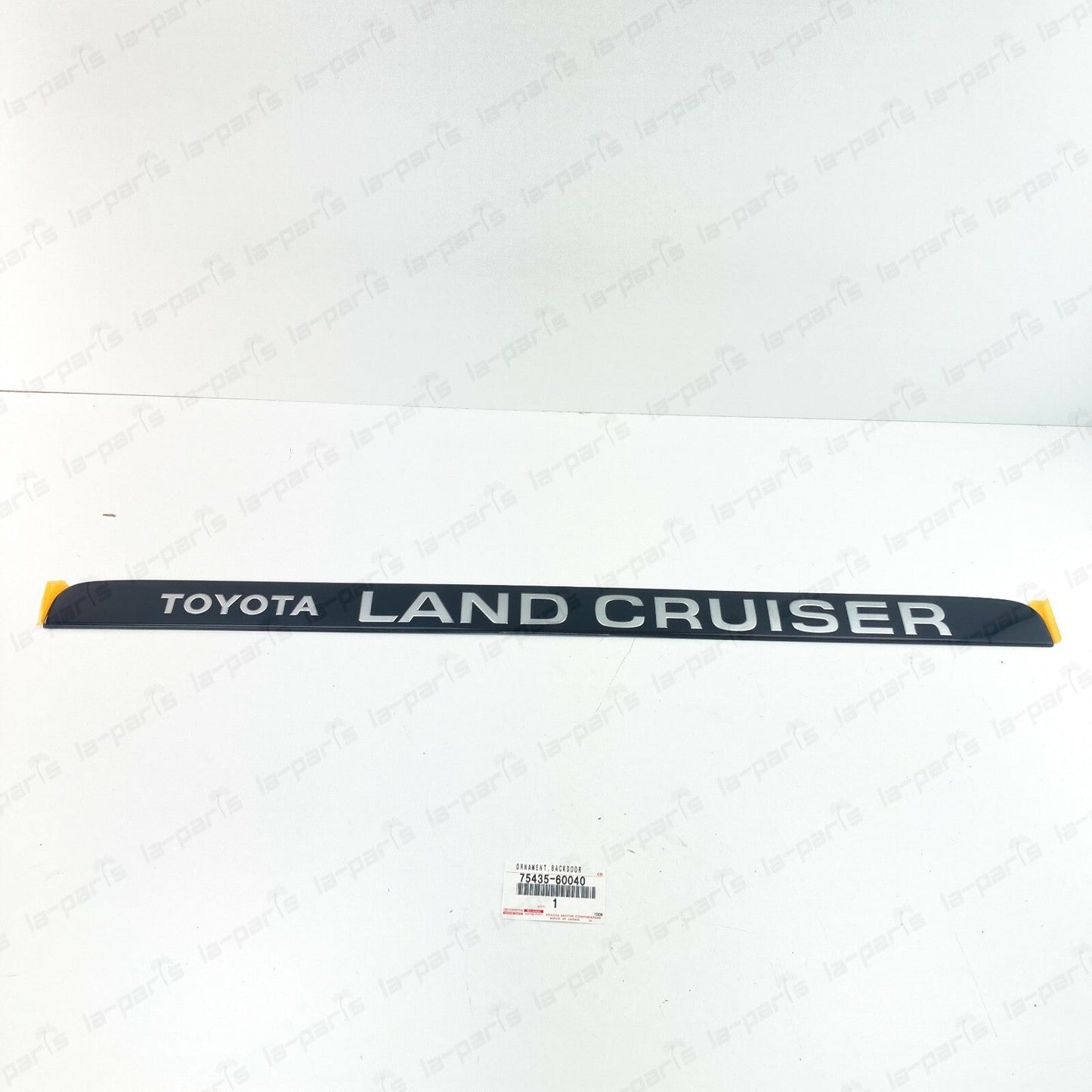 NEW GENUINE TOYOTA 91-97 LAND CRUISER FJ80 FZJ8 REAR LIFTGATE ORNAMENT
