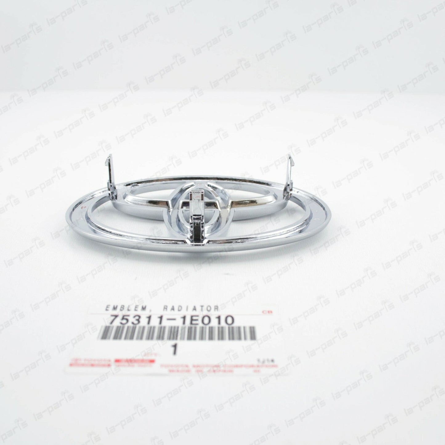 NEW GENUINE TOYOTA 2001-2003 RAV4 FRONT RADIATOR GRILLE EMBLEM 75311-1E010