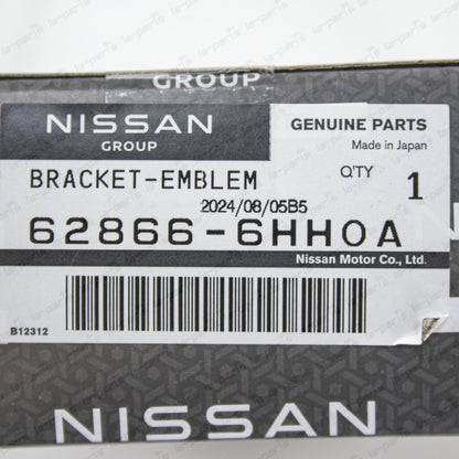 New Genuine Infiniti 2018-2022 Q50 Front Grille Emblem With Bracket Base SET
