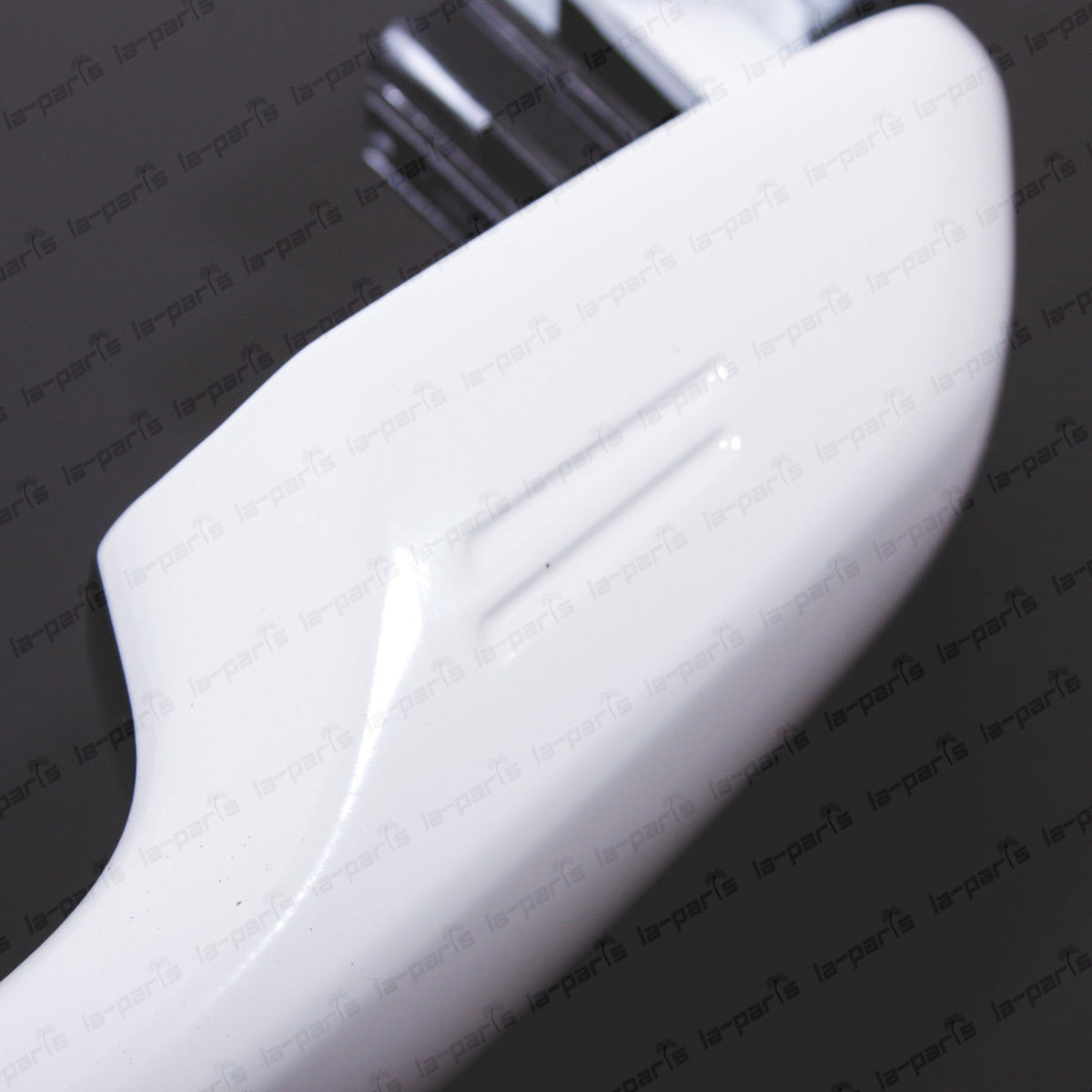 Genuine OEM Toyota 19-24 4Runner 15-21 Land Cruiser White 040 Front Door Handle