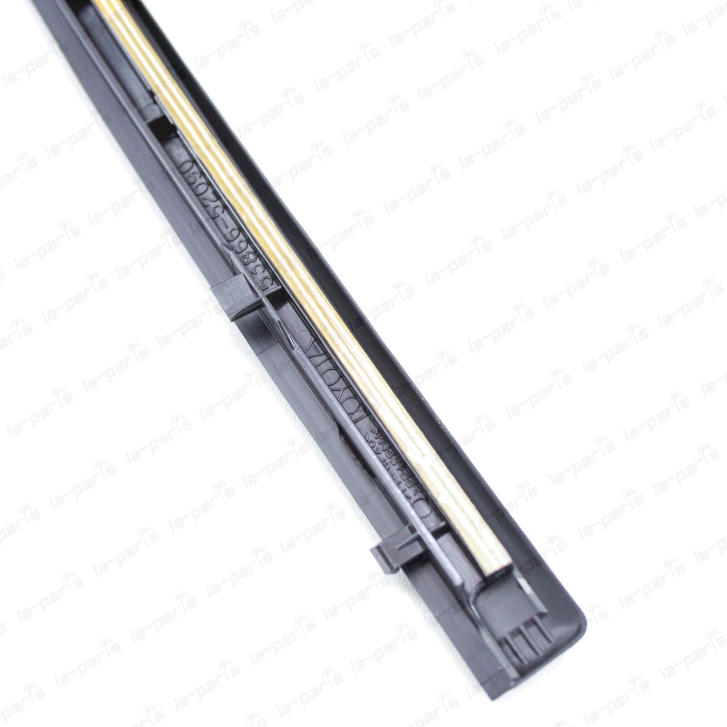 NEW GENUINE TOYOTA 12-15 YARIS FRONT RIGHT FENDER TO COWL SIDE SEAL 53866-52090
