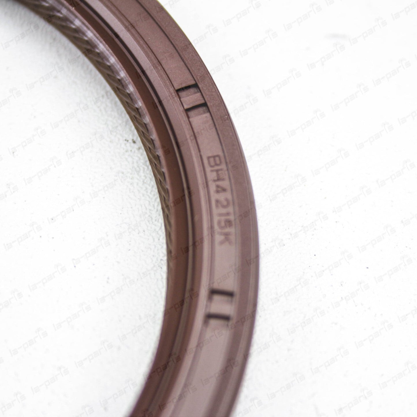 Genuine Toyota 4 Cyl 2.4L 2.7L Tacoma Crankshaft Rear Main Oil Seal 90311-88006