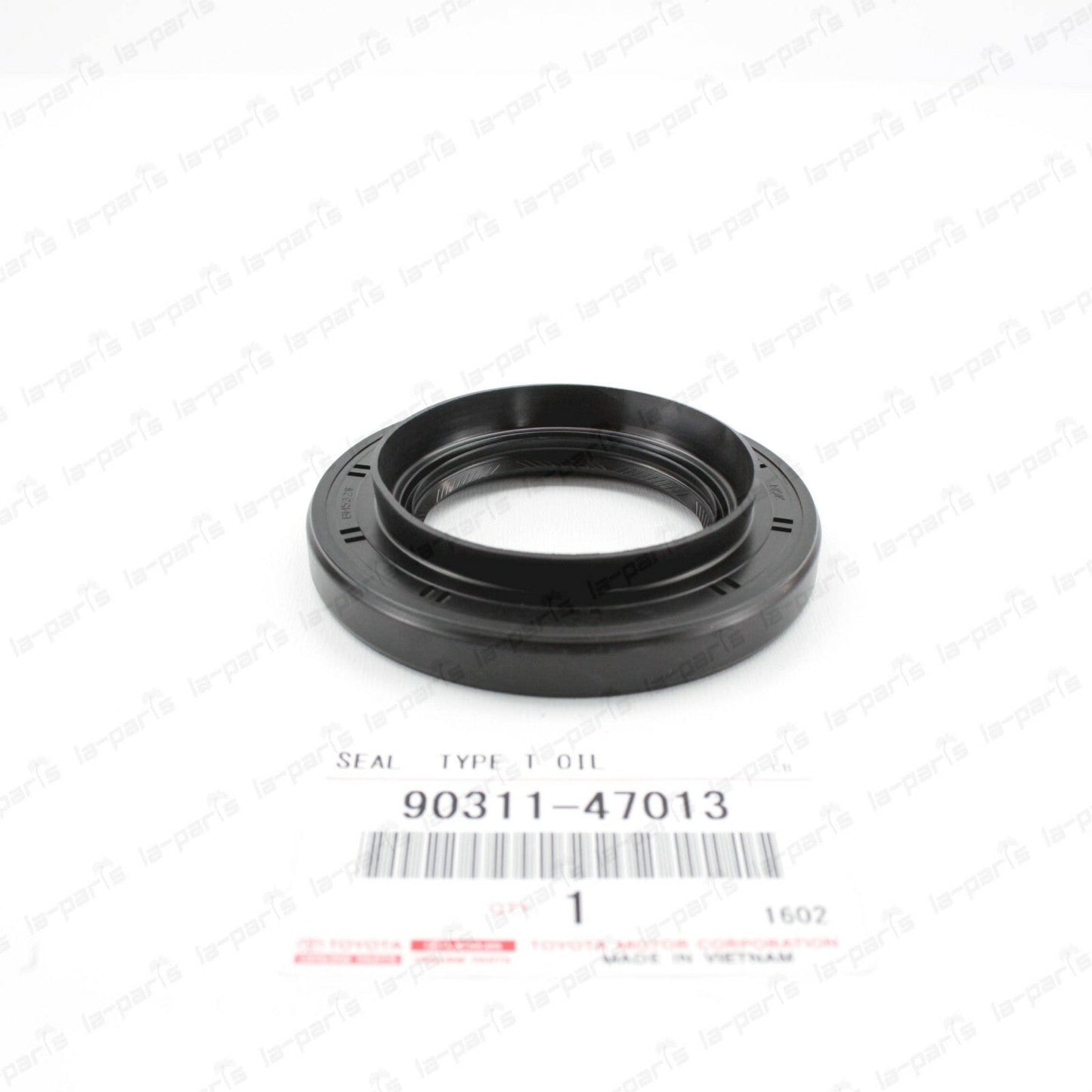 New Genuine Toyota  Type-T Axle Shaft Oil Seal 90311-47013