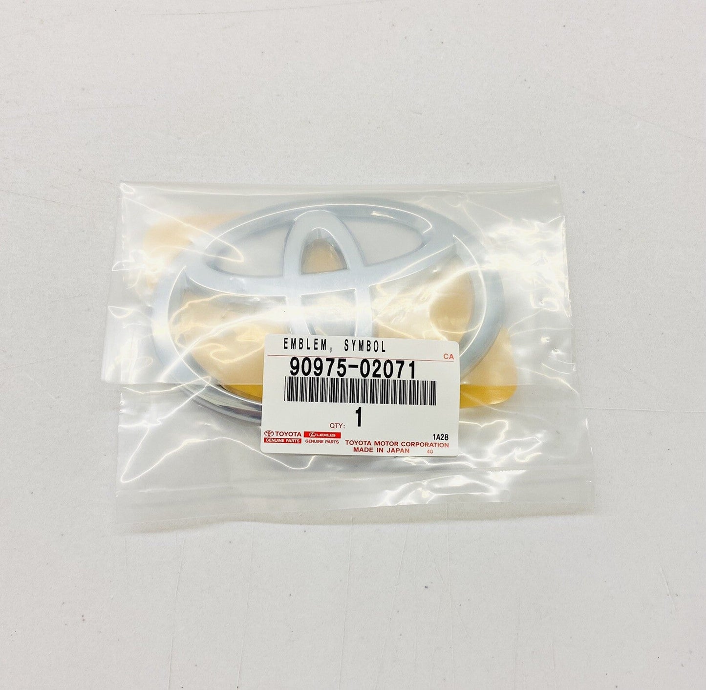 NEW GENUINE FOR TOYOTA COROLLA CAMRY RAV4 CHROME REAR BACK EMBLEM 90975-02071