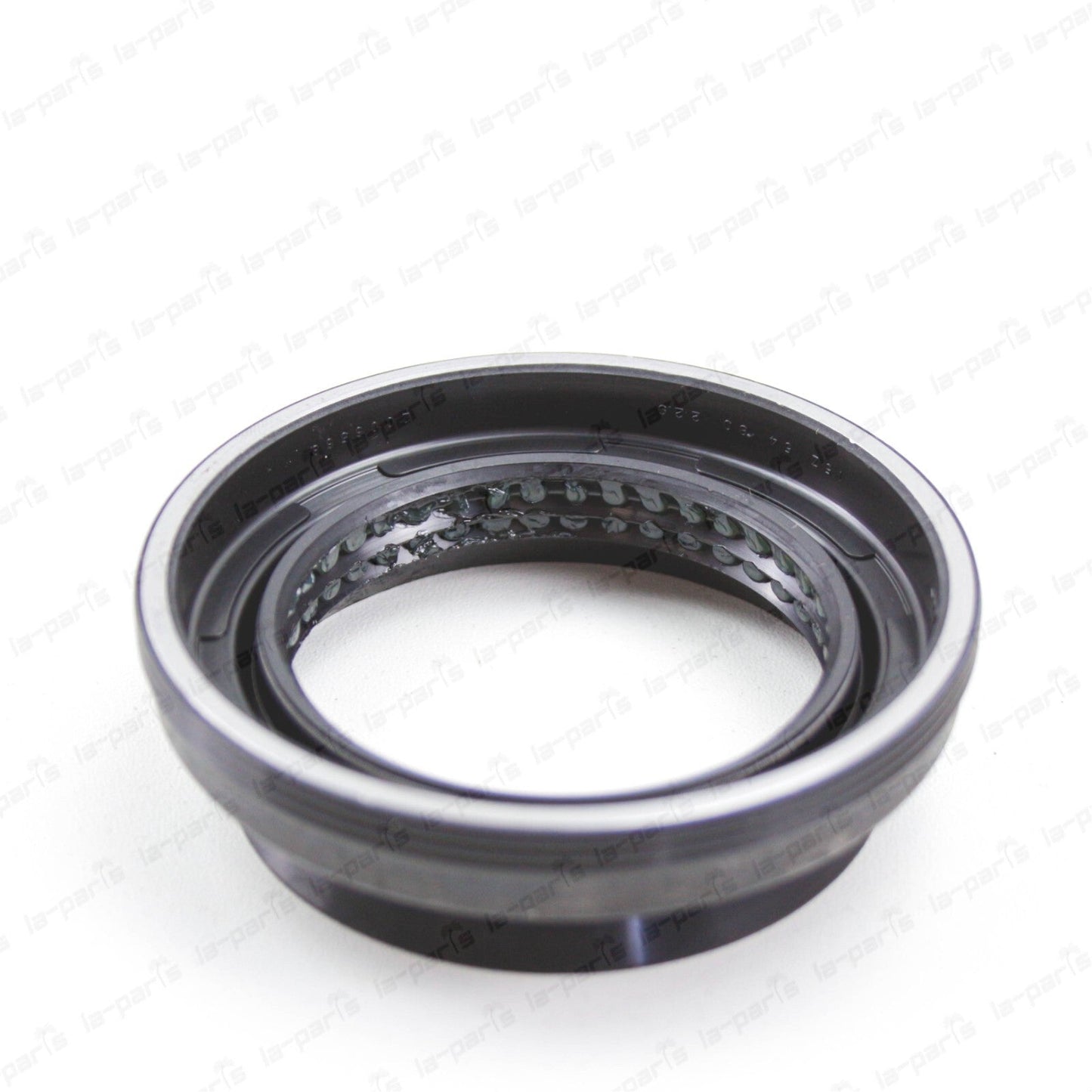 New Genuine OEM Nissan 2008-2015 Titan Rear Axle Shaft Seal 43252-ZR00A