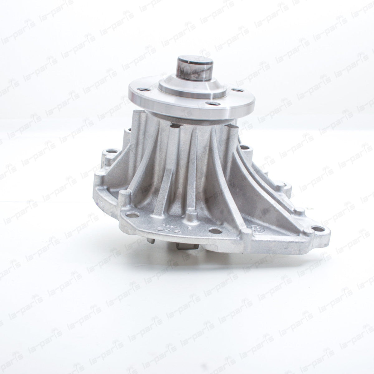 New GMB Water Pump For Toyota Hilux Land Cruiser Dyna 1KDFTV 2KDFTV GWT116A