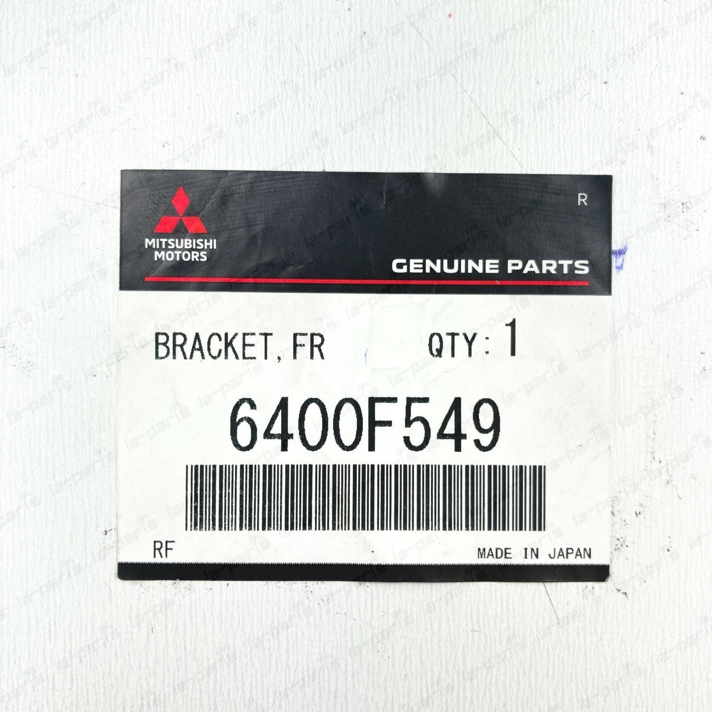 NEW GENUINE MITSUBISHI LANCER LEFT DRIVER SIDE  FRONT BUMPER BRACKET 6400F549