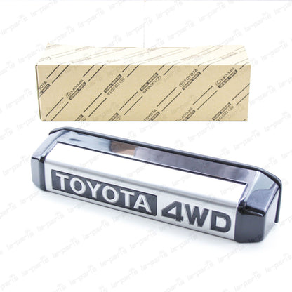 NEW GENUINE TOYOTA LAND CRUISER 70 LICENSE PLATE LAMP COVER 4WD 81276-90K02
