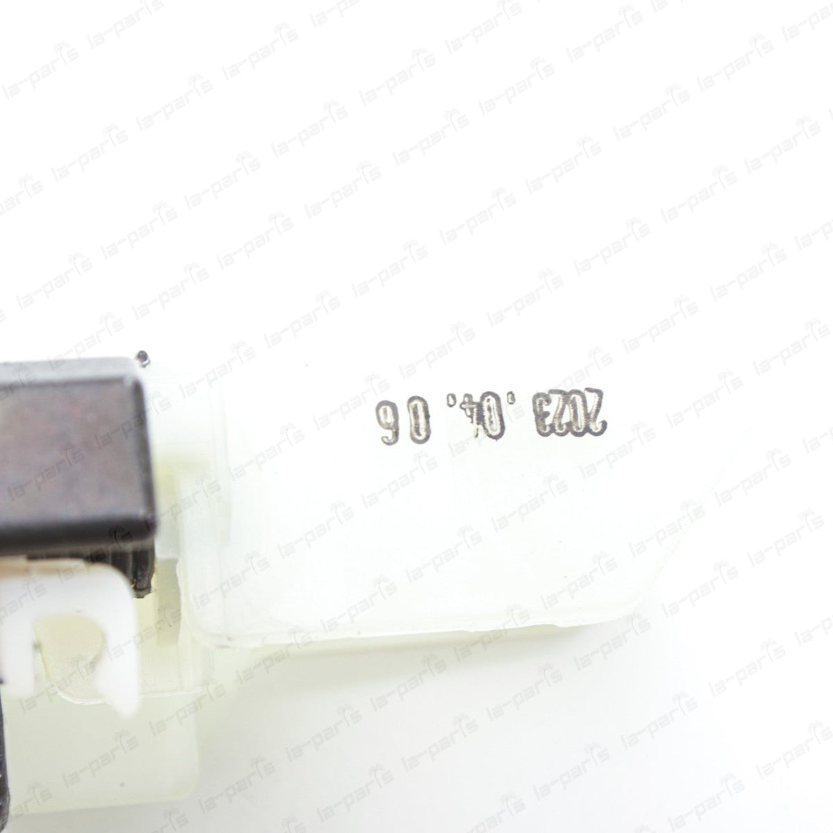 New Genuine OEM Kia 05-10 Sportage Passenger Front Door Handle Base 826651F000