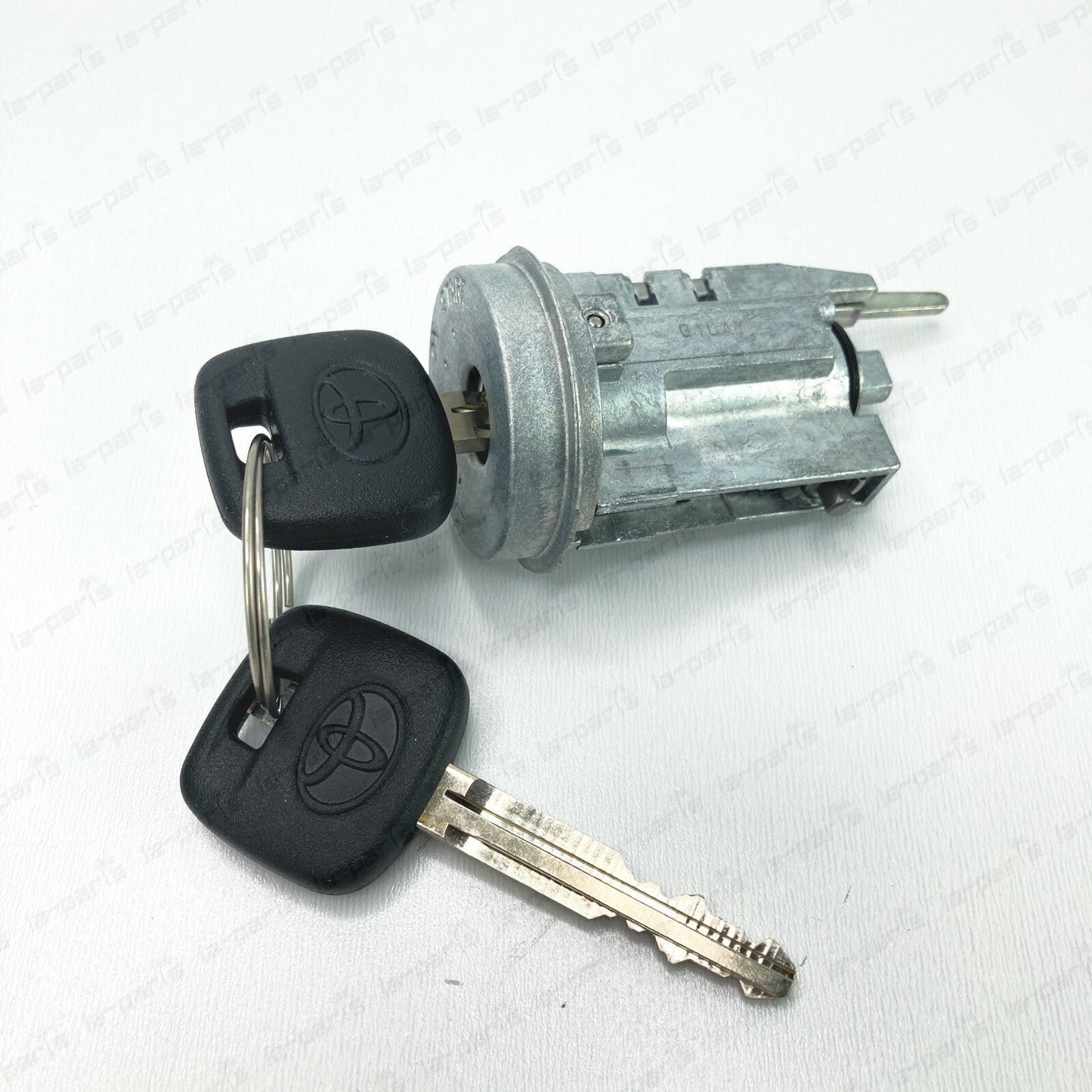 GENUINE 69057-20480 FOR TOYOTA  CYLINDER & KEY SET, IGNITION SWITCH LOCK