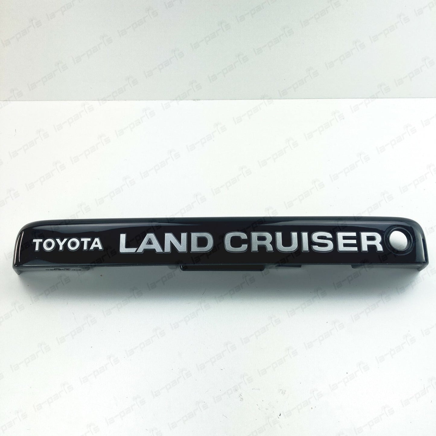 NEW GENUINE TOYOTA LAND CRUISER 80 LICENSE PLATE LAMP COVER 81276-60130