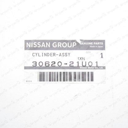 NEW GENUINE FOR NISSAN CLUTCH SLAVE CYLINDER FOR GTR R32 R33 R34 AWD 30620-21U01