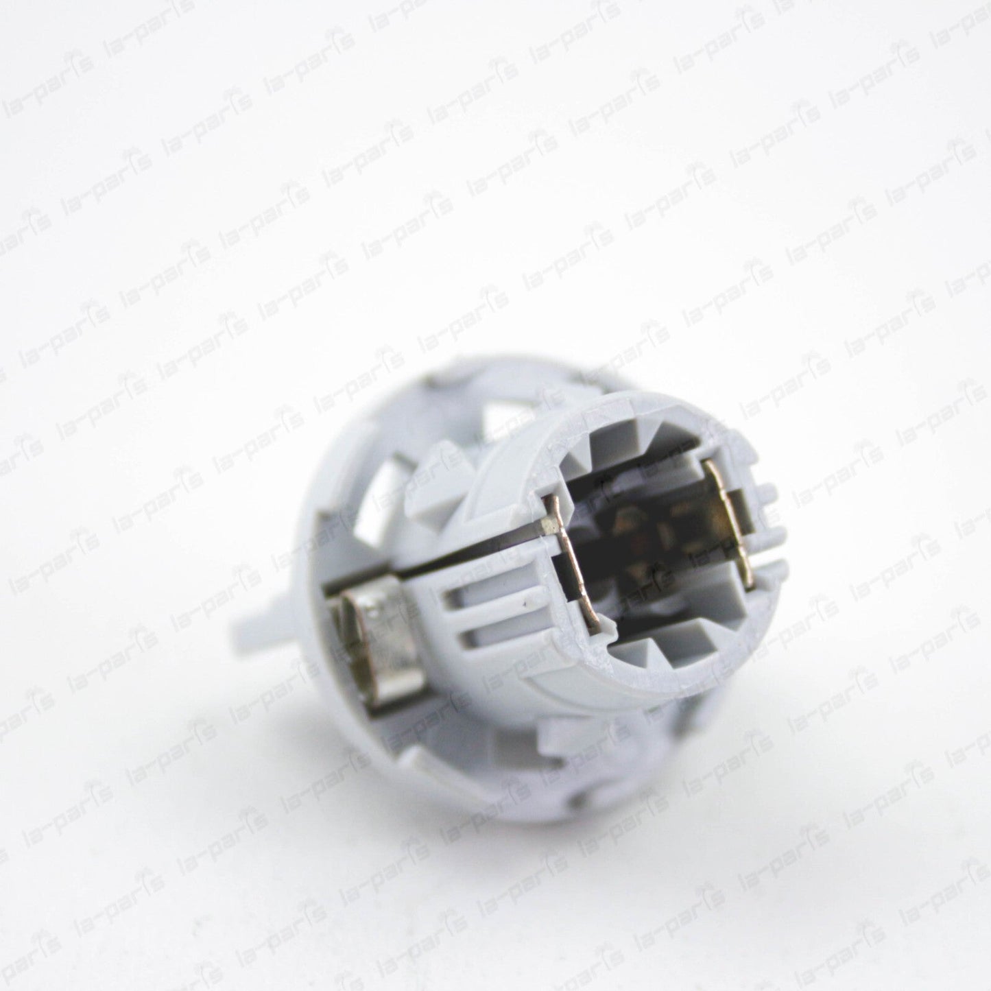 New Genuine Toyota LC 120 Prado Back Up Lamp Socket NO.3 81565-60620