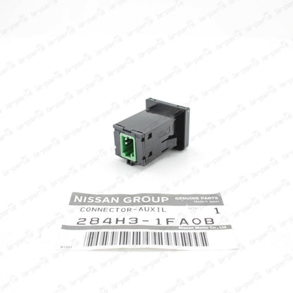 NEW GENUINE NISSAN INFINITI USB CONNECTOR AUXILIARY ADAPTER AUX 284H31FA0B