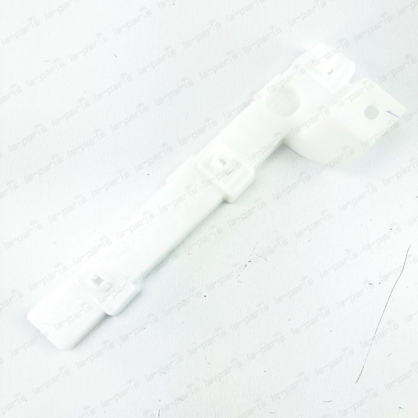NEW GENUINE MITSUBISHI LANCER LEFT DRIVER SIDE  FRONT BUMPER BRACKET 6400F549