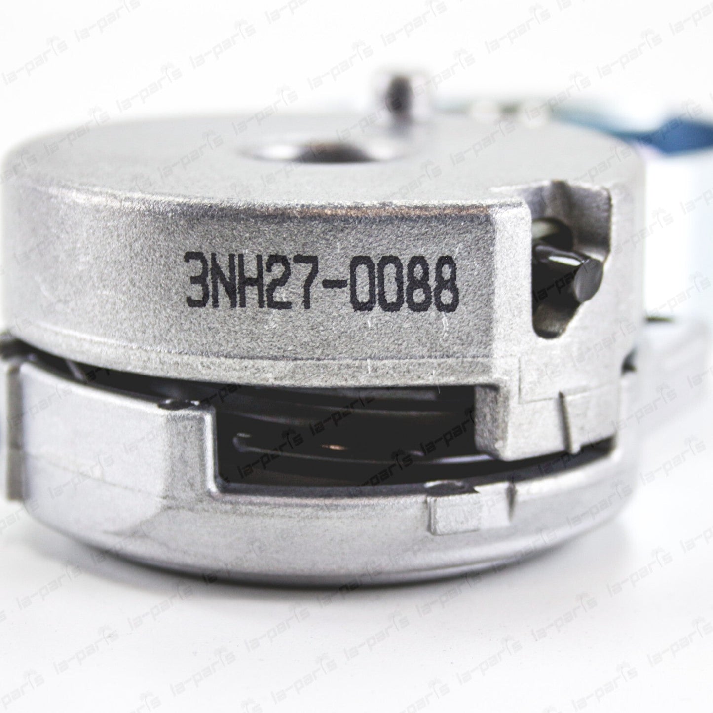 New Genuine OEM Nissan 09-14 Cube Serpentine Belt Tensioner 11955-JD21A