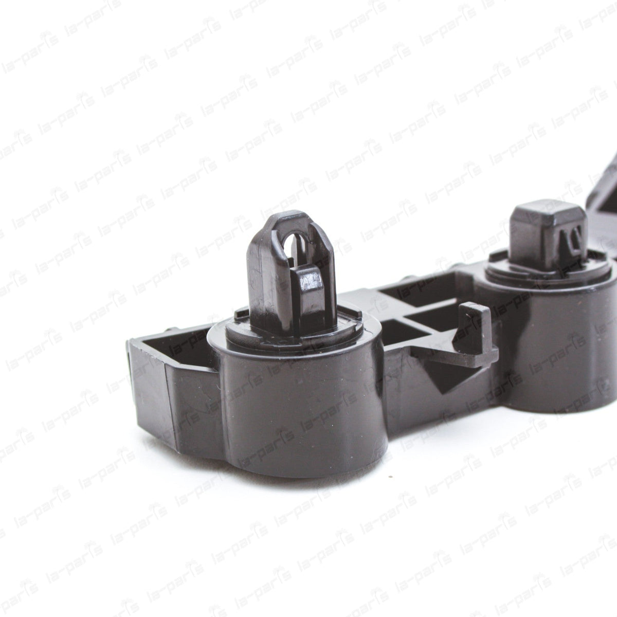 New Genuine OEM Mitsubishi 16-19 Pajero Sport Front RH & LH Bumper Bracket Pair