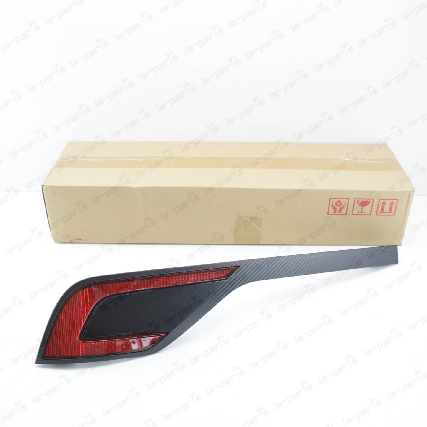 GENUINE MITSUBISHI 2018 OUTLANDER REAR LEFT SPORT-BUMPER TRIM-REFLECTOR 8355A097