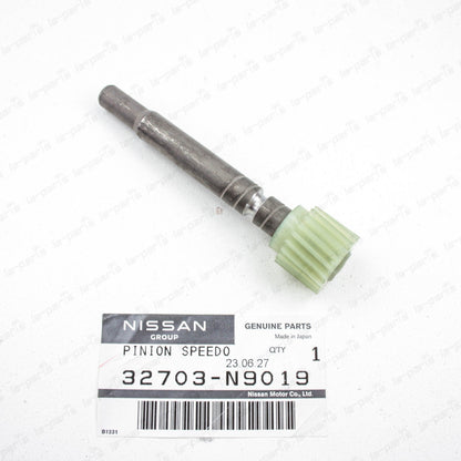 New Genuine Nissan 86-93 Hardbody Pickup D21 Pinion-Speedometer 32703-N9019
