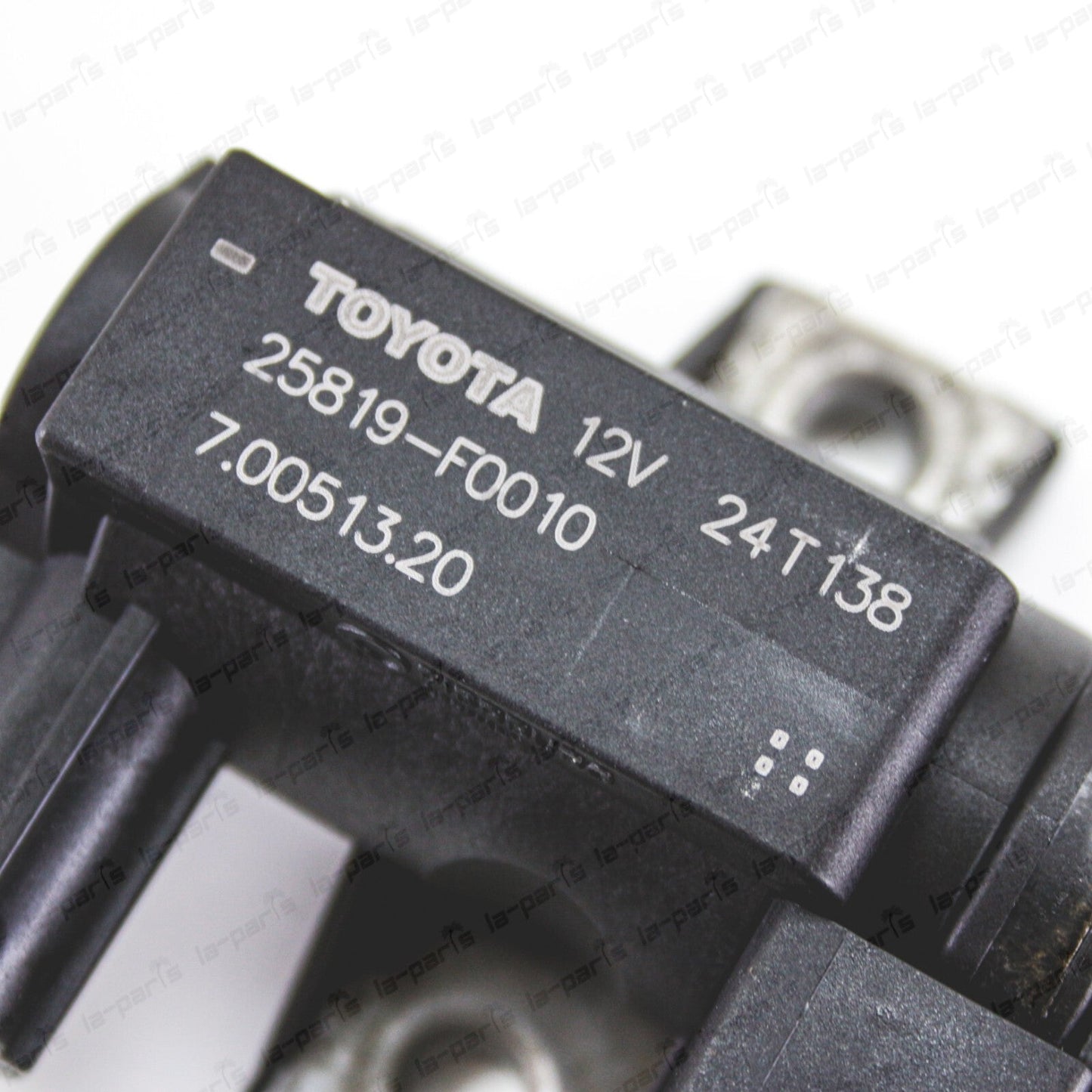 New Genuine Toyota Lexus 2.0 L Turbo Vacuum Regulating Valve Assy 25819-F0010