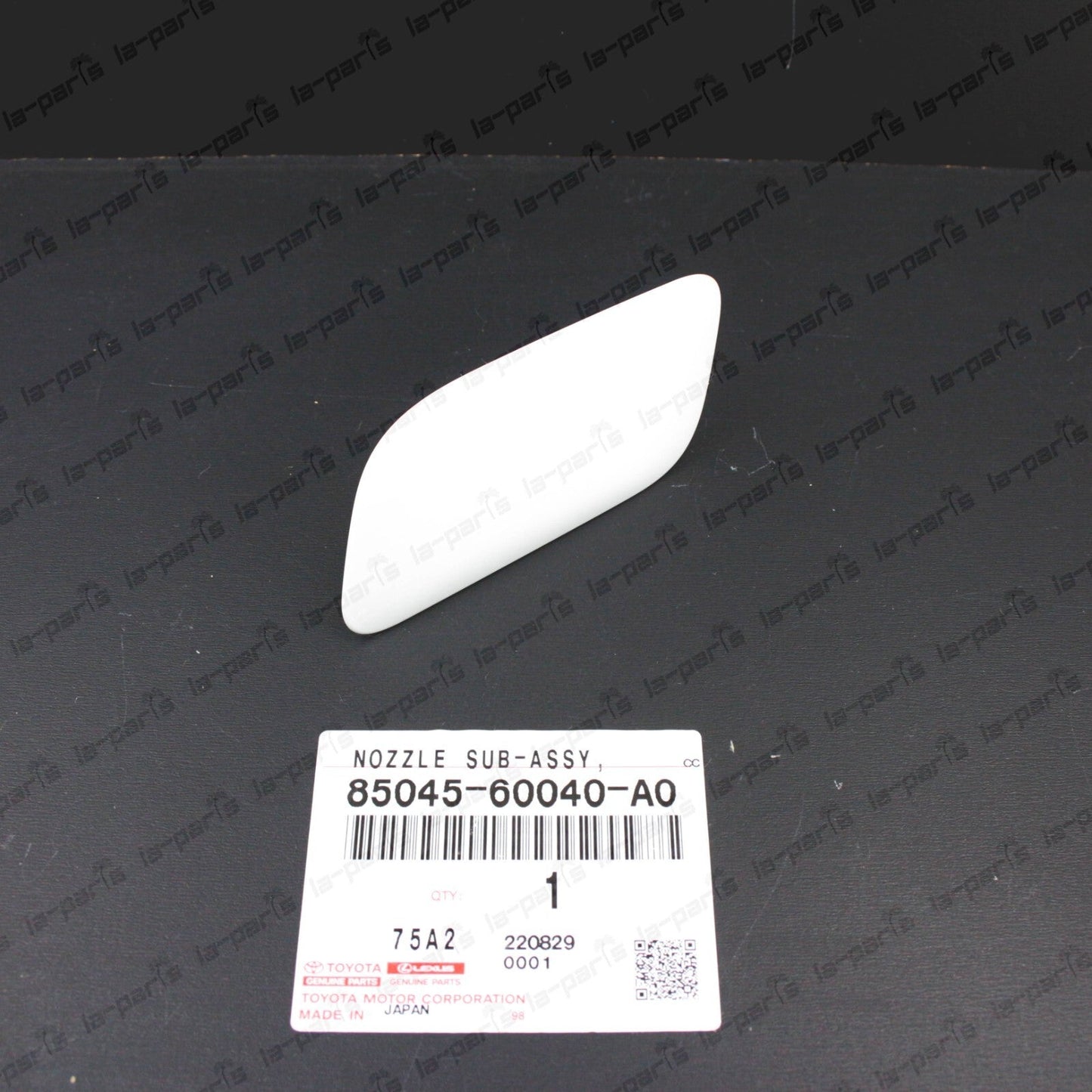 New Genuine Lexus 08-13 LX570 White Driver side Headlamp Washer Nozzle Cap