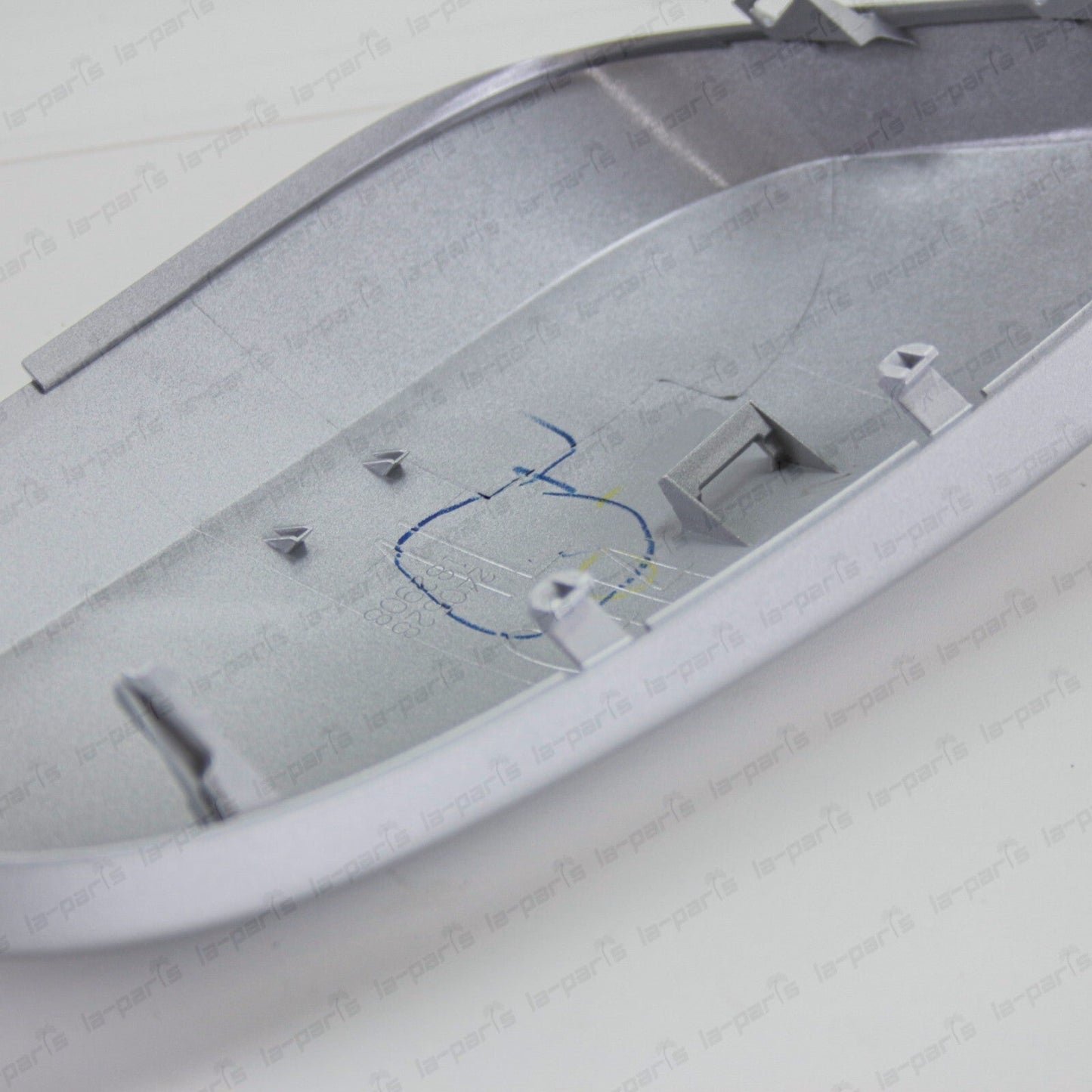 New Genuine Toyota 14-17 Rav4 1F7 Silver Driver Side Outer Mirror Cover