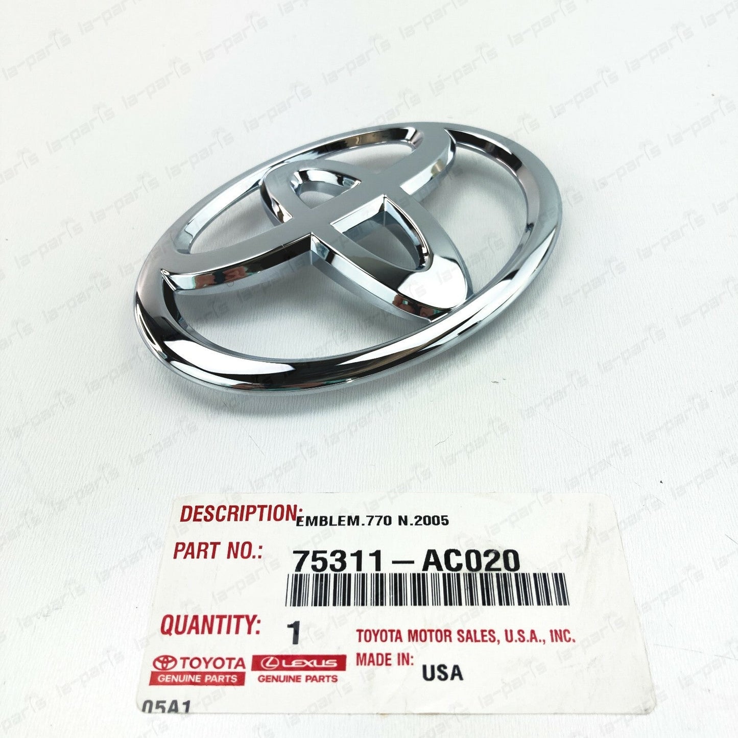 NEW GENUINE TOYOTA 2005 2006 2007 AVALON FRONT GRILLE EMBLEM  75311-AC020