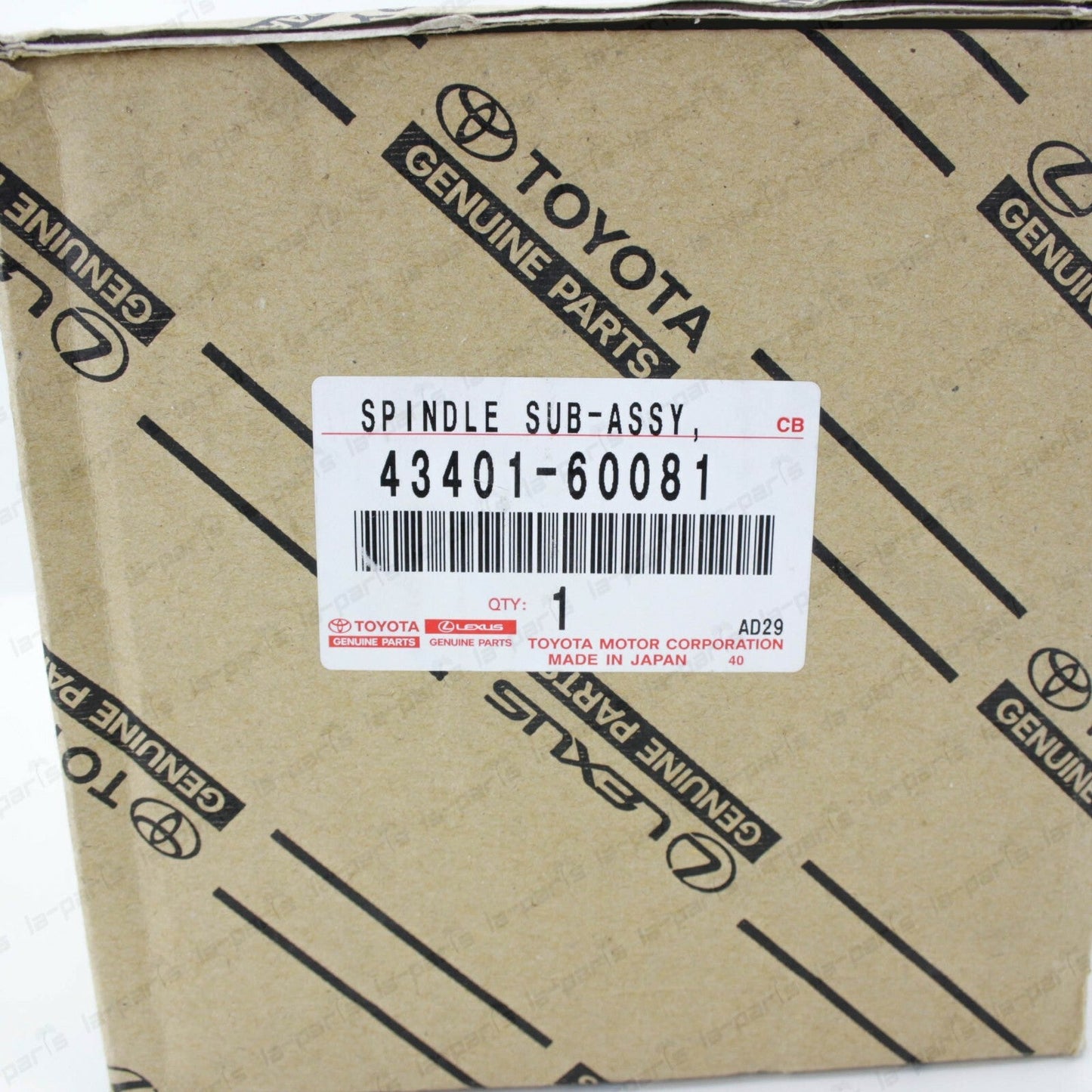 GENUINE TOYOTA LAND CRUISER FZJ80 FJ80 LEXUS LX450 STEERING KNUCKLE SPINDLE