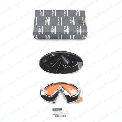 New Genuine Infiniti 2018-2022 Q50 Front Grille Emblem With Bracket Base SET