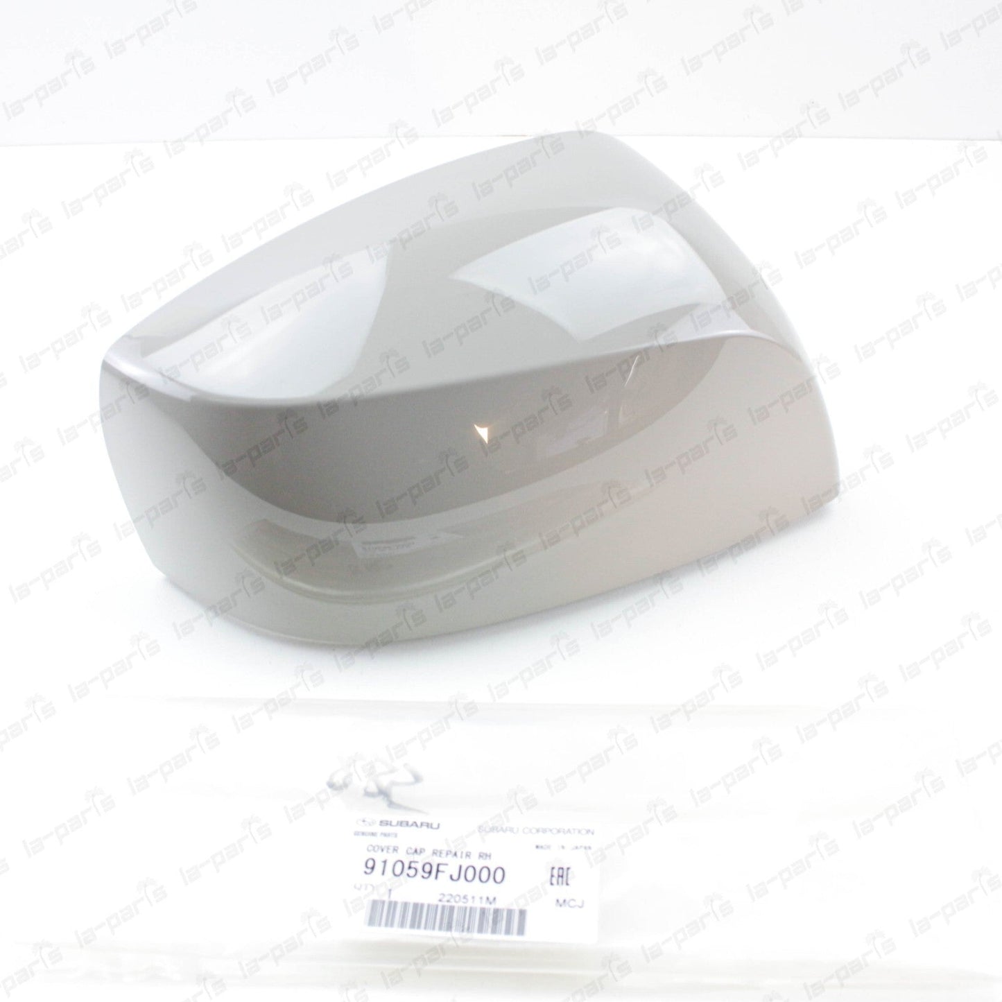 New Genuine Subaru 12-18 Impreza Forester Right Side View Mirror Upper Cover