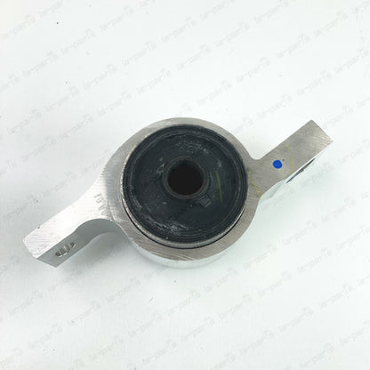 NEW GENUINE LEXUS FRONT LEFT LOWER CONTROL ARM BUSHINGS 48076-30030