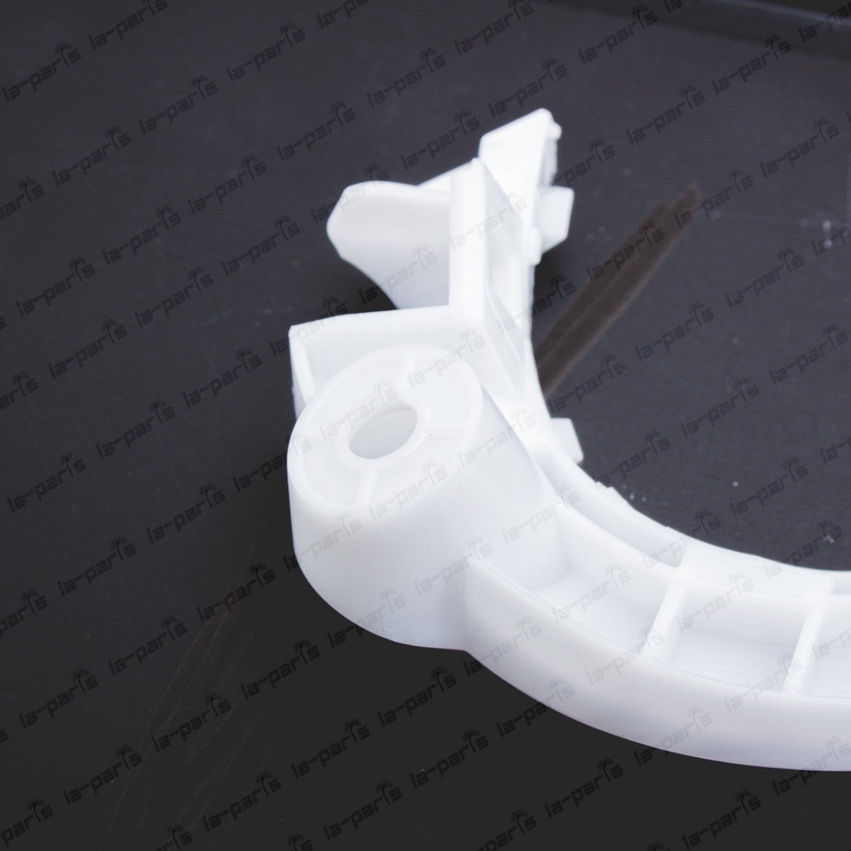 New Genuine OEM Mitsubishi 07-09 Outlander Front LH+RH Bumper Brackets SET of 2