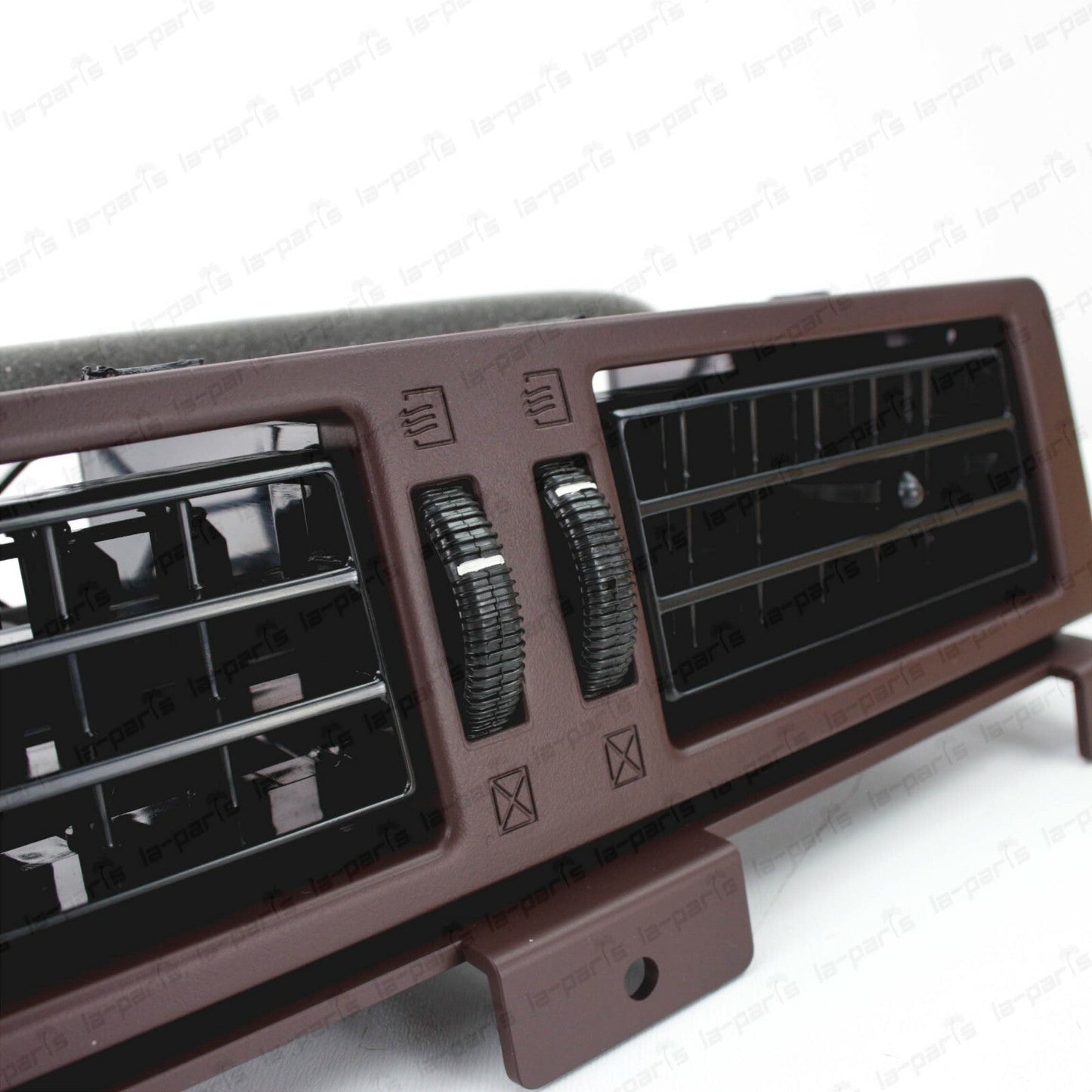 New Genuine OEM Nissan 87-92 Pathfinder Red Center A/C Vent Grille 68750-23G02
