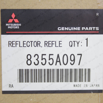 GENUINE MITSUBISHI 2018 OUTLANDER REAR LEFT SPORT-BUMPER TRIM-REFLECTOR 8355A097