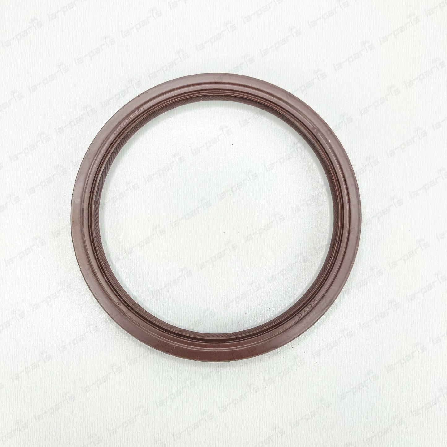 GENUINE TOYOTA HIGHLANDER TACOMA SIENNA RX  IS ENGINE REAR OIL SEAL 90311-92008