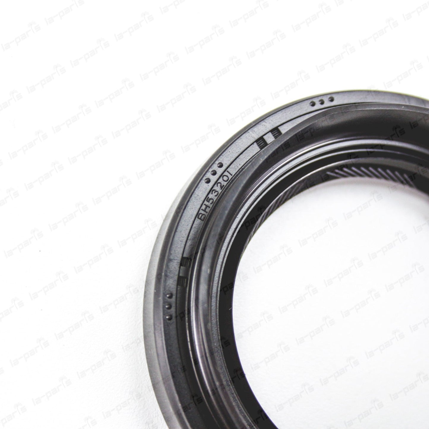 Genuine Toyota Tacoma GX460 LX570 Front Left Drive Shaft Oil Seal 90311-47027