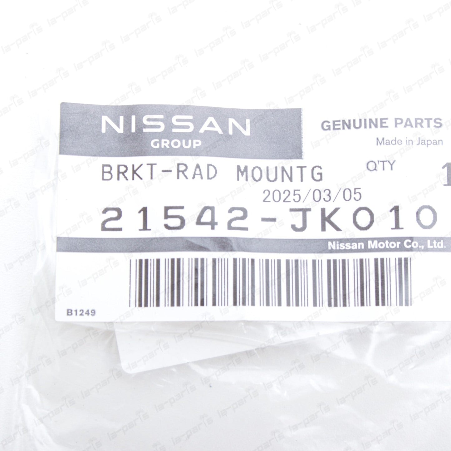 New Genuine Nissan 370Z Infiniti G25 G35 G37 Upper Driver Radiator Mount Bracket