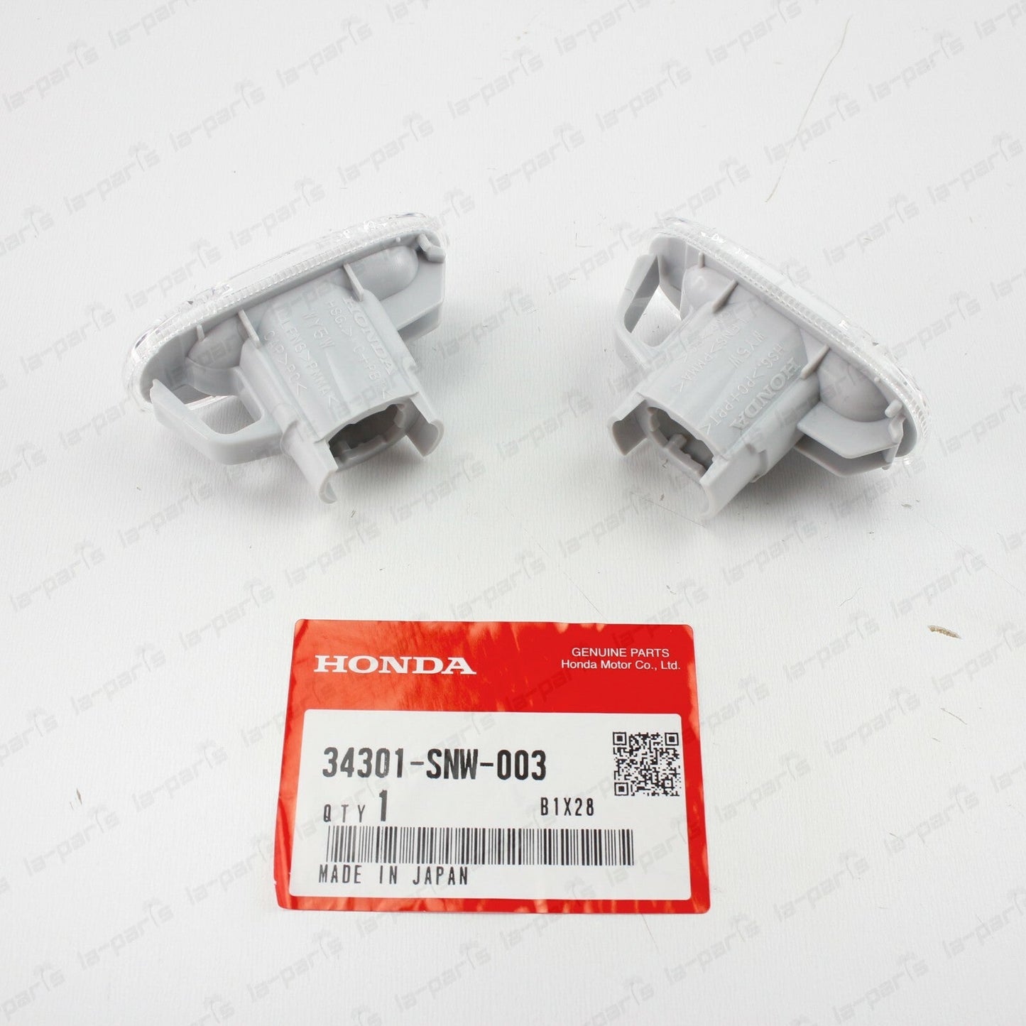 GENUINE HONDA CIVIC TYPE-R FD2 SIDE MARKER CLEAR 34301-SNW-003 SET OF LH & RH