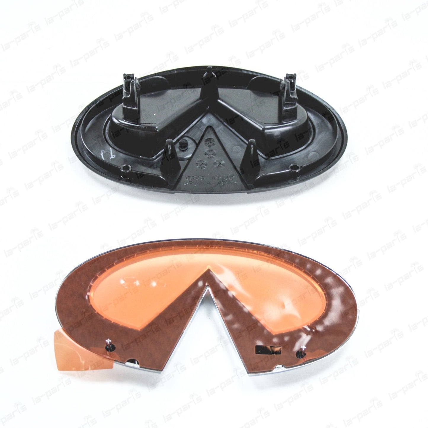 New Genuine Infiniti 2018-2022 Q50 Front Grille Emblem With Bracket Base SET