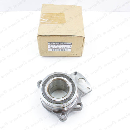 NEW GENUINE NISSAN R32 R33 R34  REAR WHEEL HUB BEARING & HOUSING 43280-AA300
