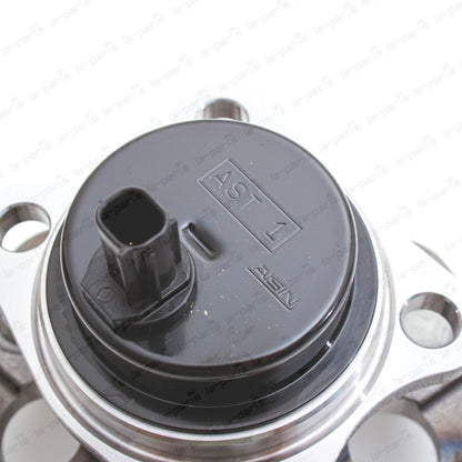 JPN Koyo Rear Wheel Bearing & Hub Assy For Toyota 12-17 Prius V 16-20 Mirai