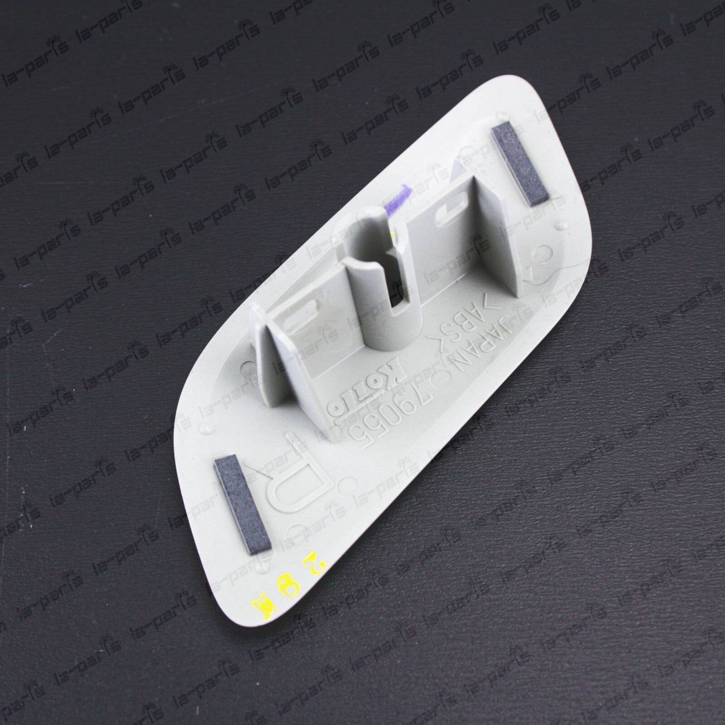 New Genuine Lexus 08-13 LX570 White Passenger side Headlamp Washer Nozzle Cap