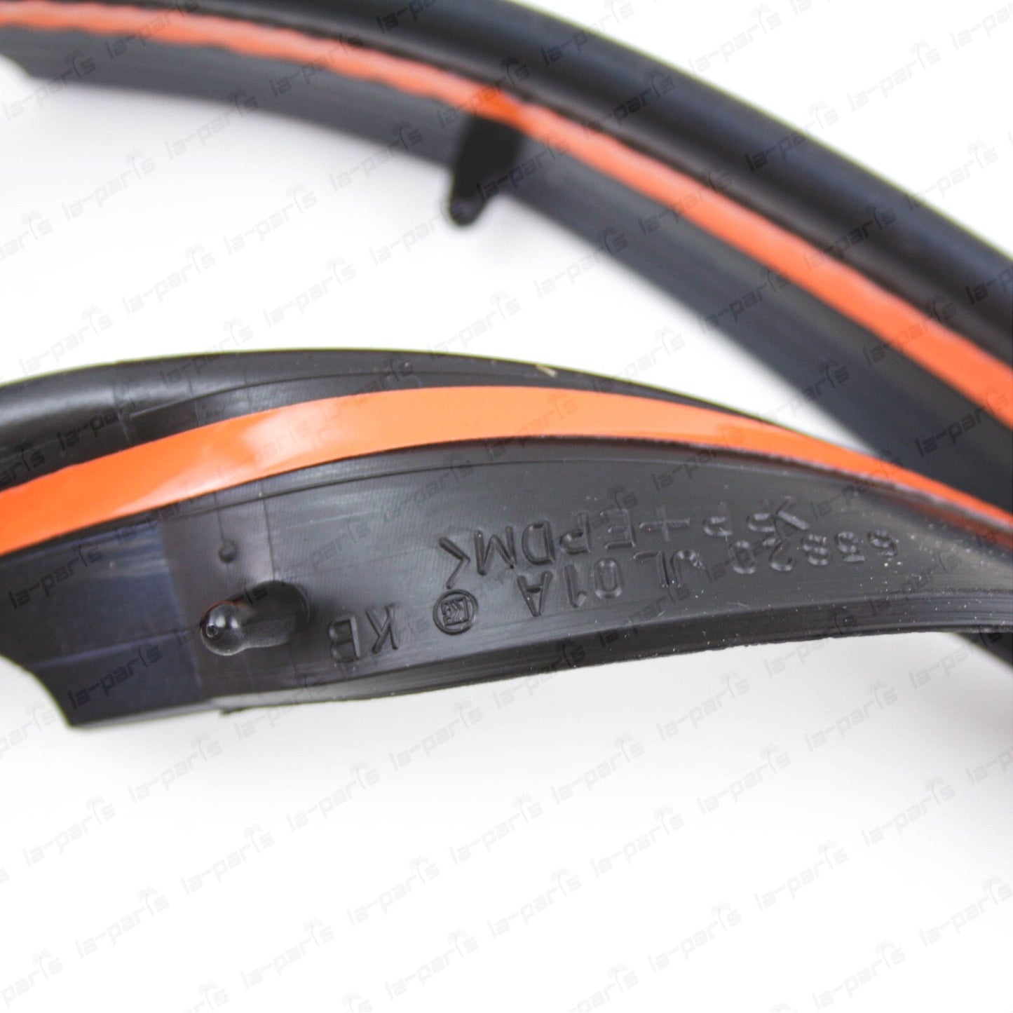 New Genuine Nissan Infiniti 08-15 G37 Coupe Convertible Q60 Front Bumper Seal
