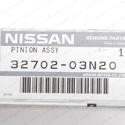 Genuine Nissan 86-92 King Cab D21  Z20 20T Speedometer Pinion Assy 32702-03N20